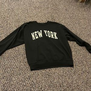 Brandy Melville New York Crewneck